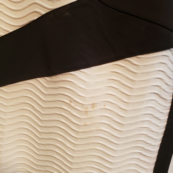 Black and cream dress - Picture 3 of 3